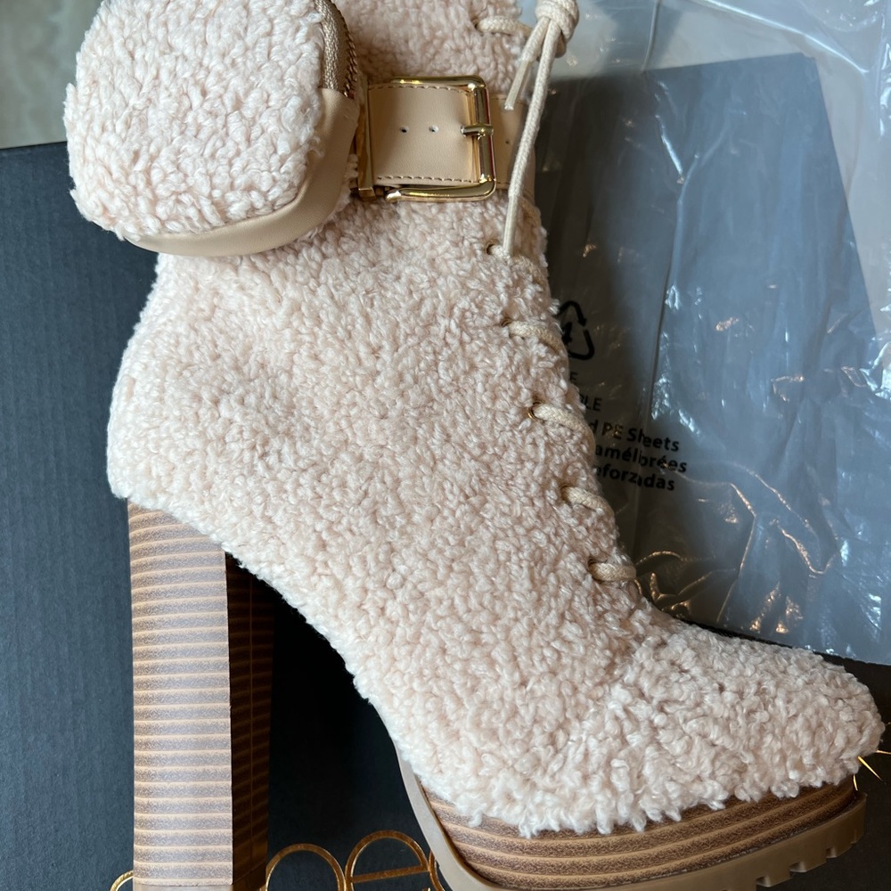 For a different and beautiful outfit, they are so soft and delicate.